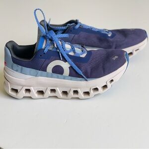 On Running SIZE 9 Cloudmonster blue sneakers